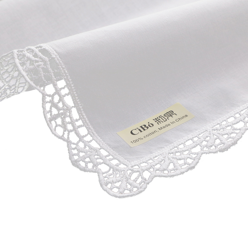 Monogrammed Handkerchief - D003: Trắng cao cấp cotton ren
